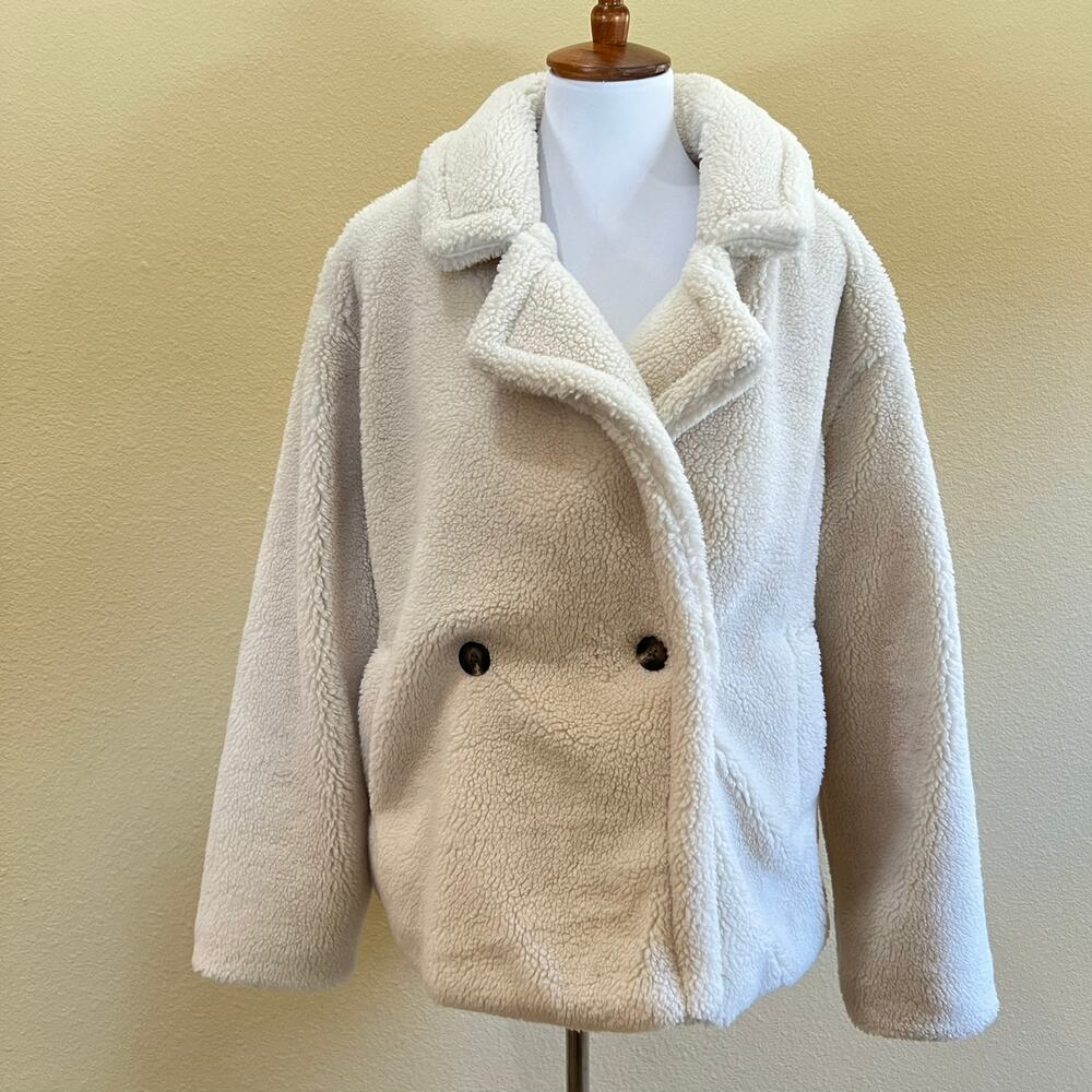 GAP Cream Sherpa Jacket